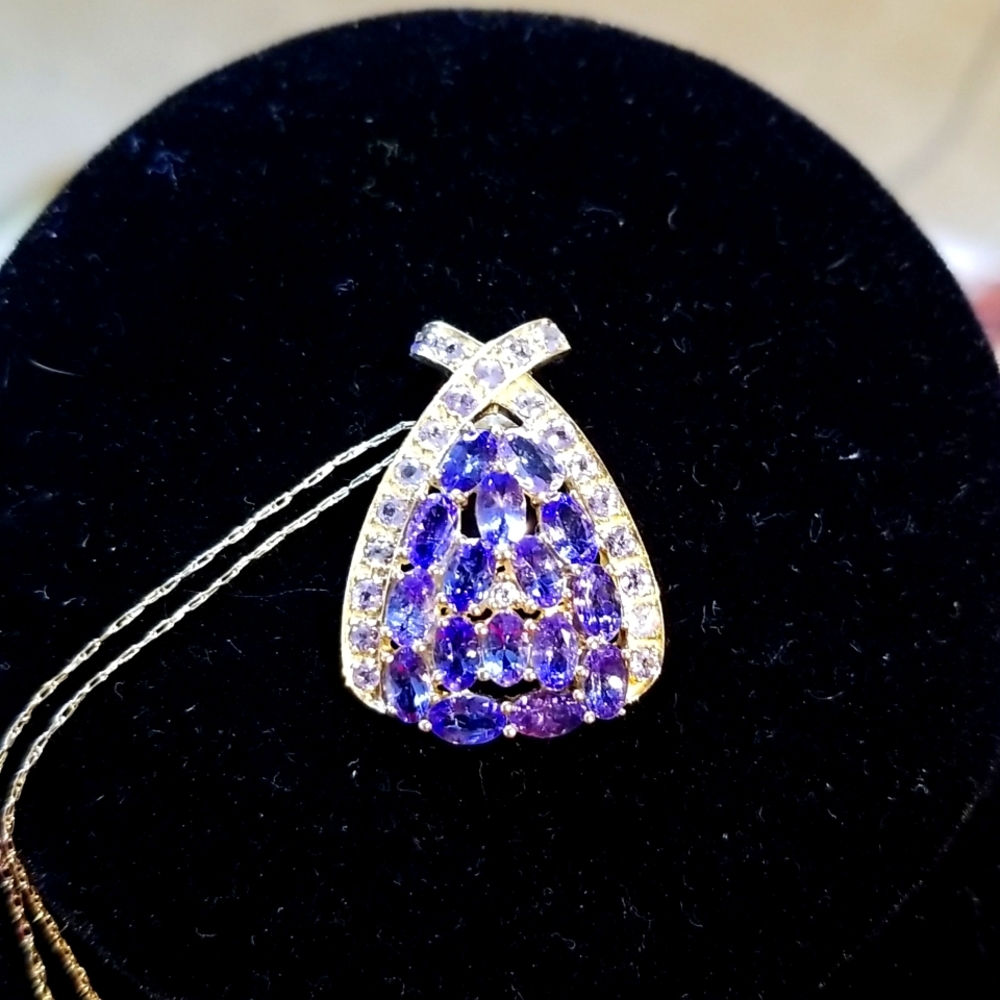 Tanzanite Large Pendant Slide 10kt gold